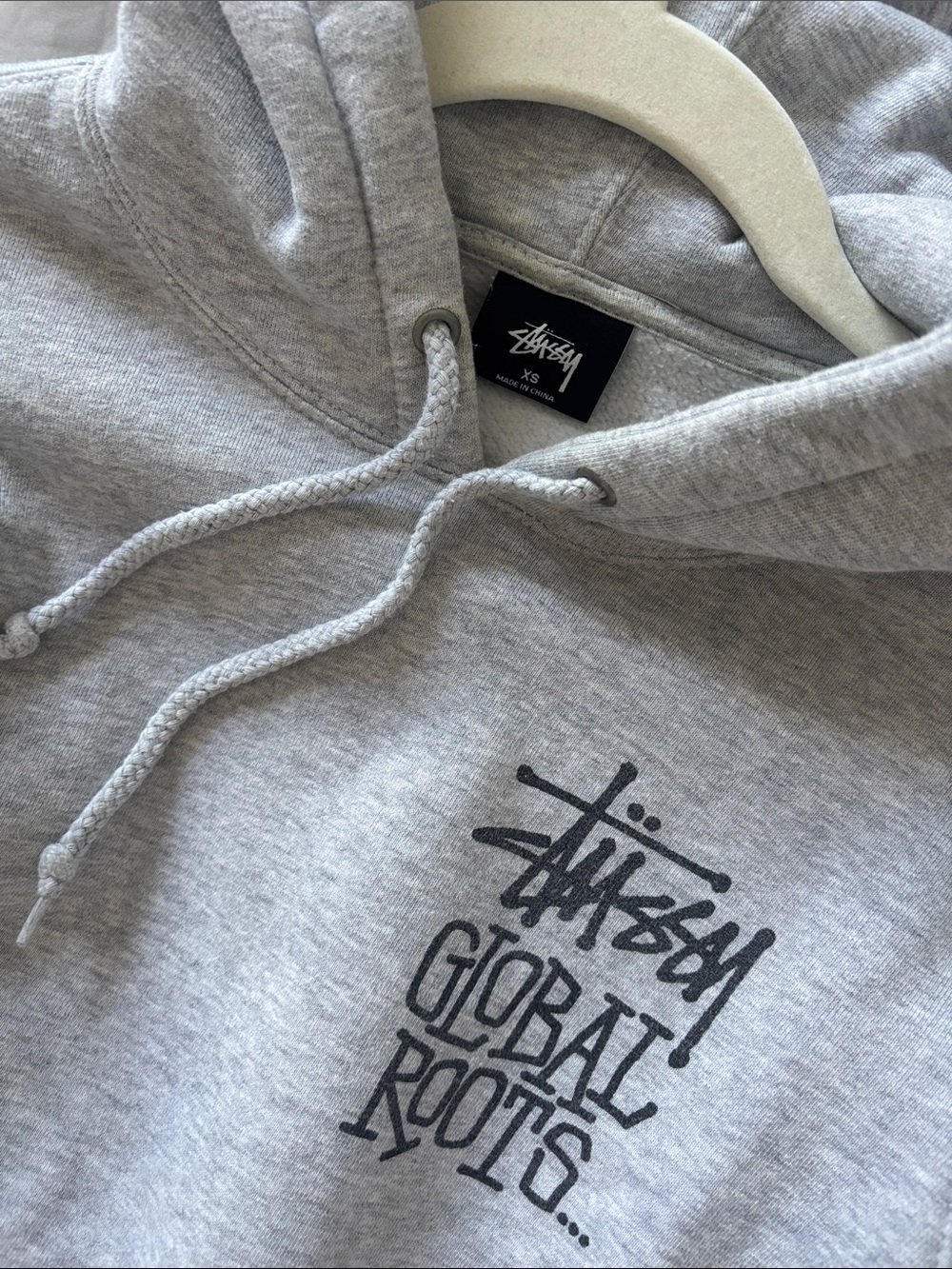 Stüssy Women’s Gray 'Global Roots' Hoodie View 3